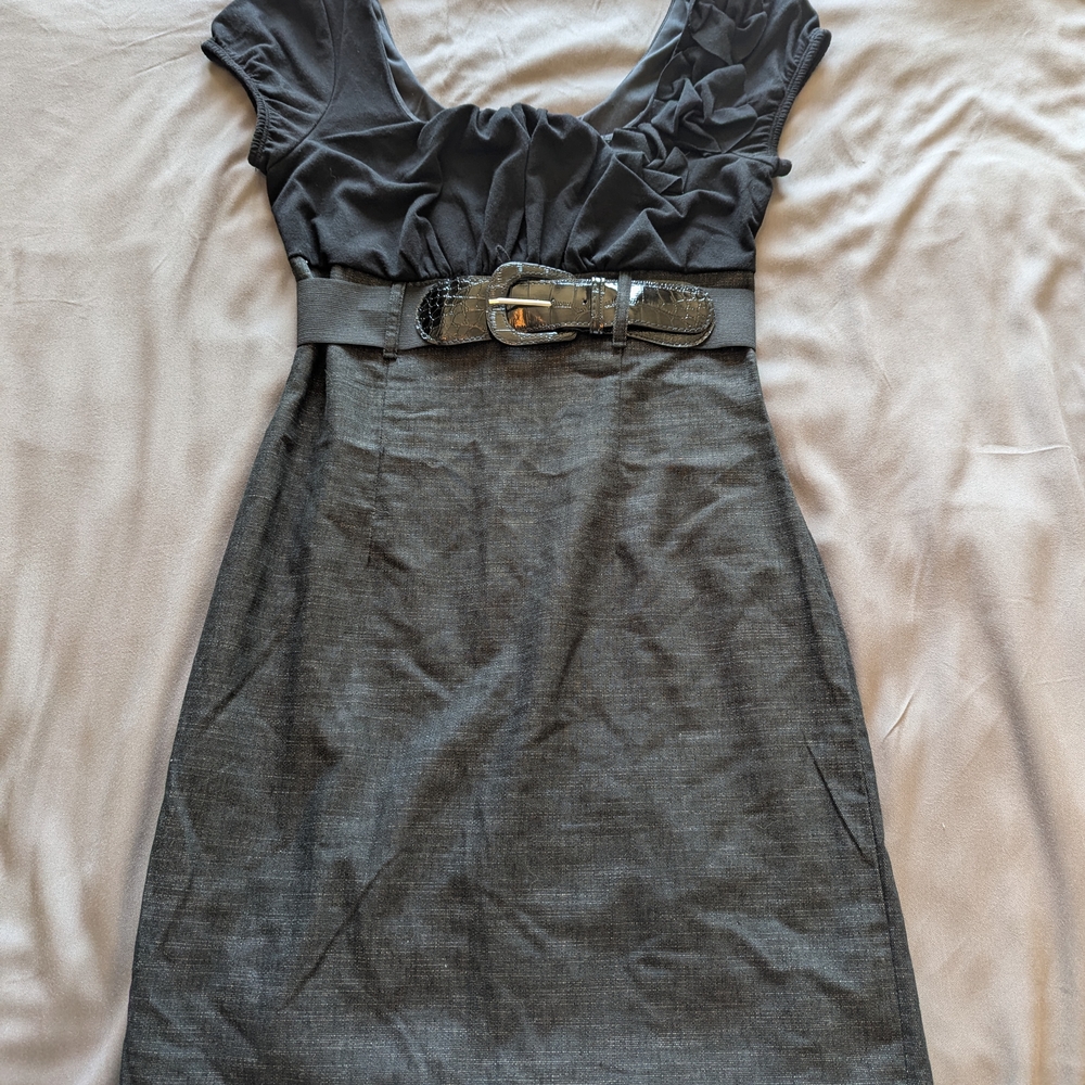 Iz Byer Gray Sheath Mini Dress Scoop Neck Cap Sleeve